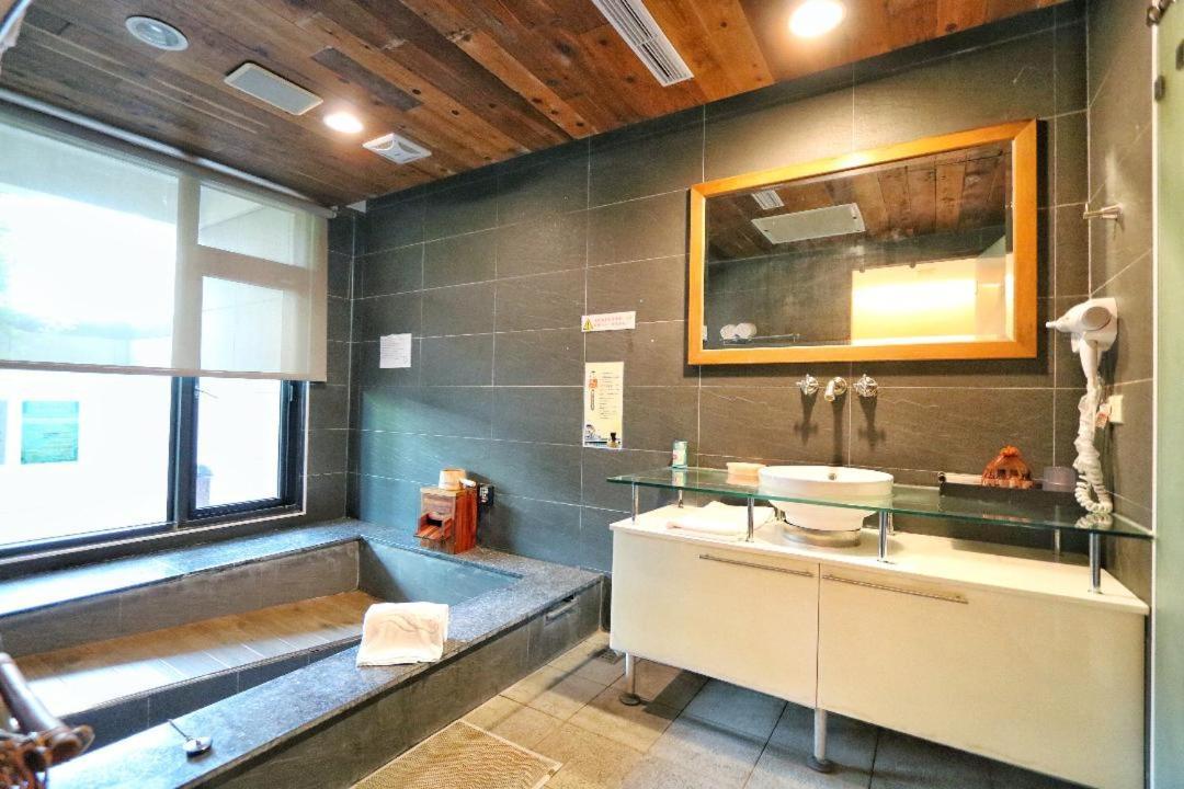 The Mudan Hotel Checheng Buitenkant foto